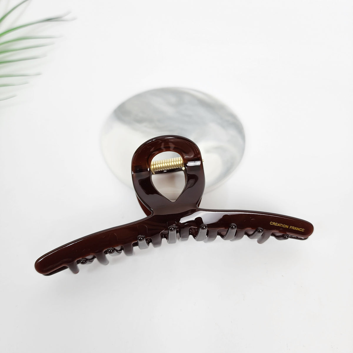 Twist Wire Jumbo Hair Claw Clip 5.3 in – 8 Pure Dark Brown