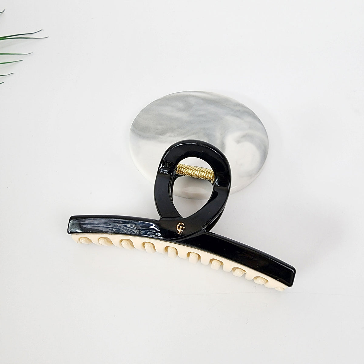 Twist Bar Large Hair Claw Clip 4.7 in – 12 Pure Black(Ivory)