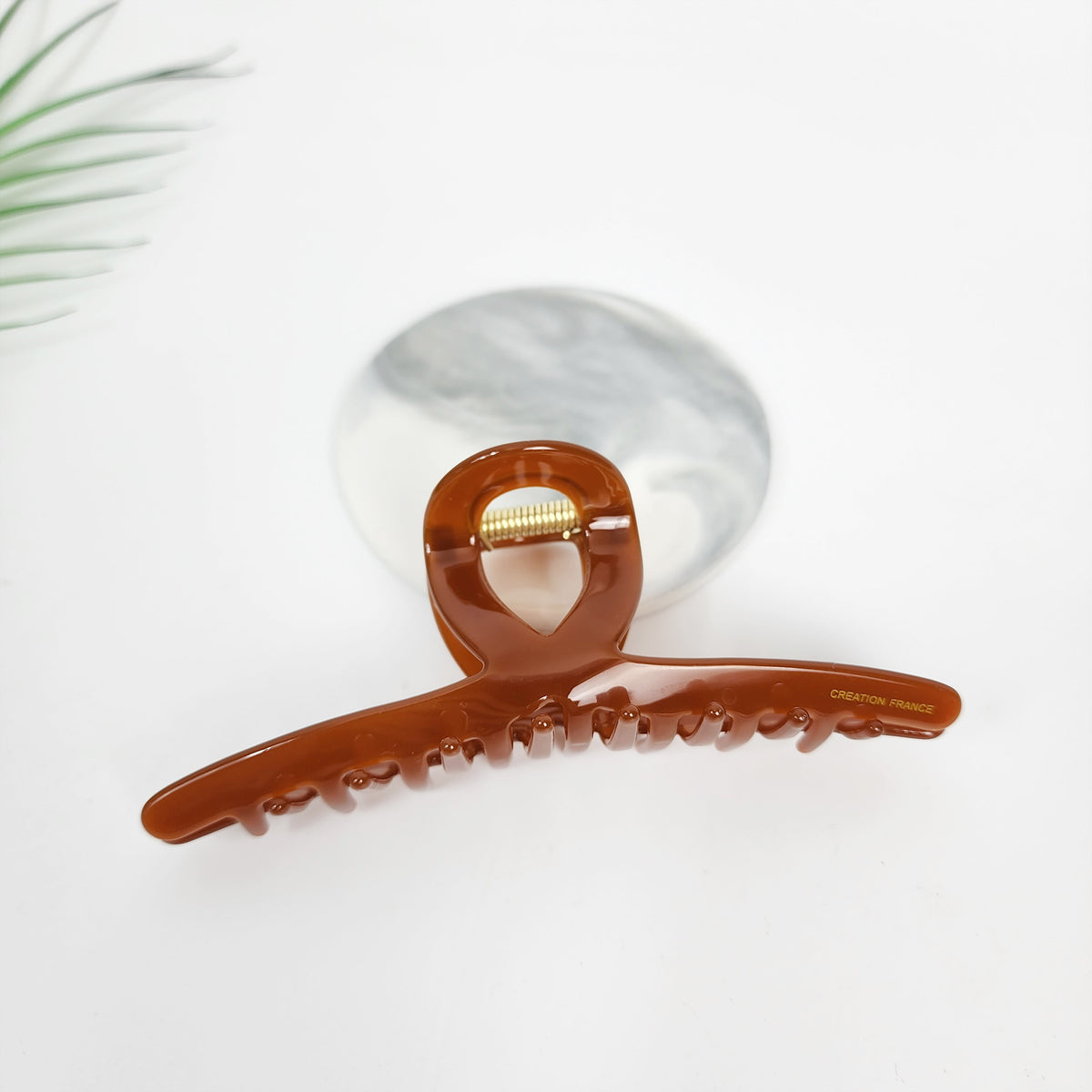 Twist Wire Jumbo Hair Claw Clip 5.3 in – 7 Pure Brick