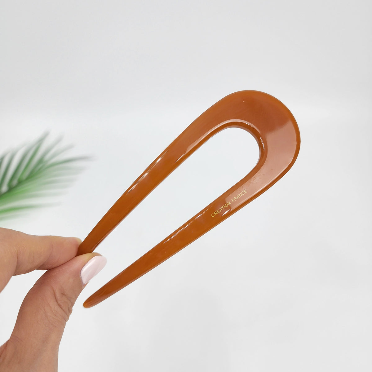 9 Pure Brown (in hand)