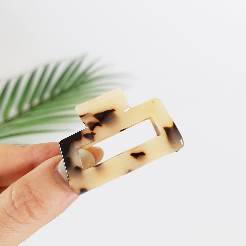Square Hair Claw Clip 3.9 in – Chubby Rectangle Small / 2 Leopard Beige