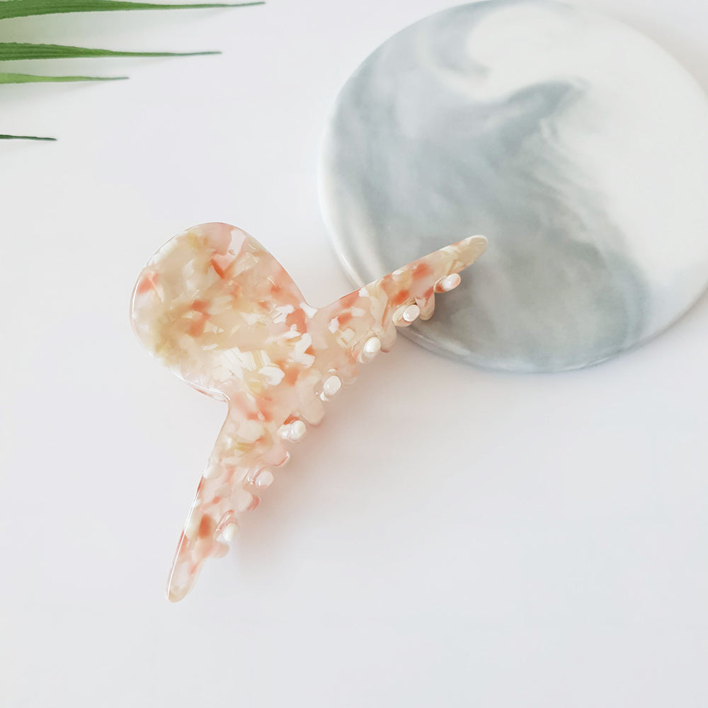 Elle Ribbon Medium Hair Claw Clip – 15 Marble Peach