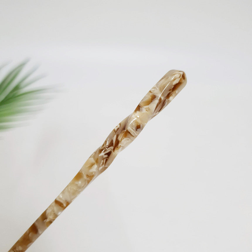 Basic Twist Hair Stick 6.9 in – Tortoise Shell Marble, French Pin