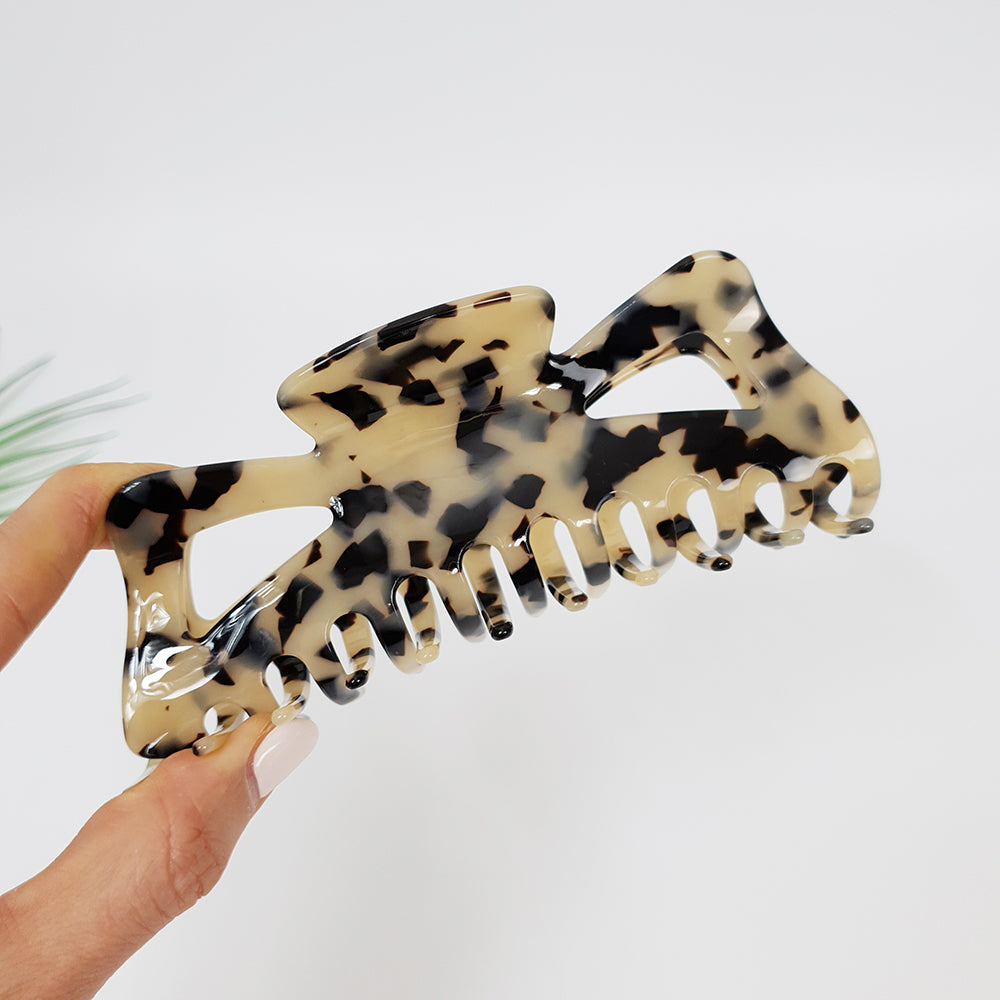 Butterfly Jumbo Hair Claw Clip 5.3 in – Tortoise Shell, French-style