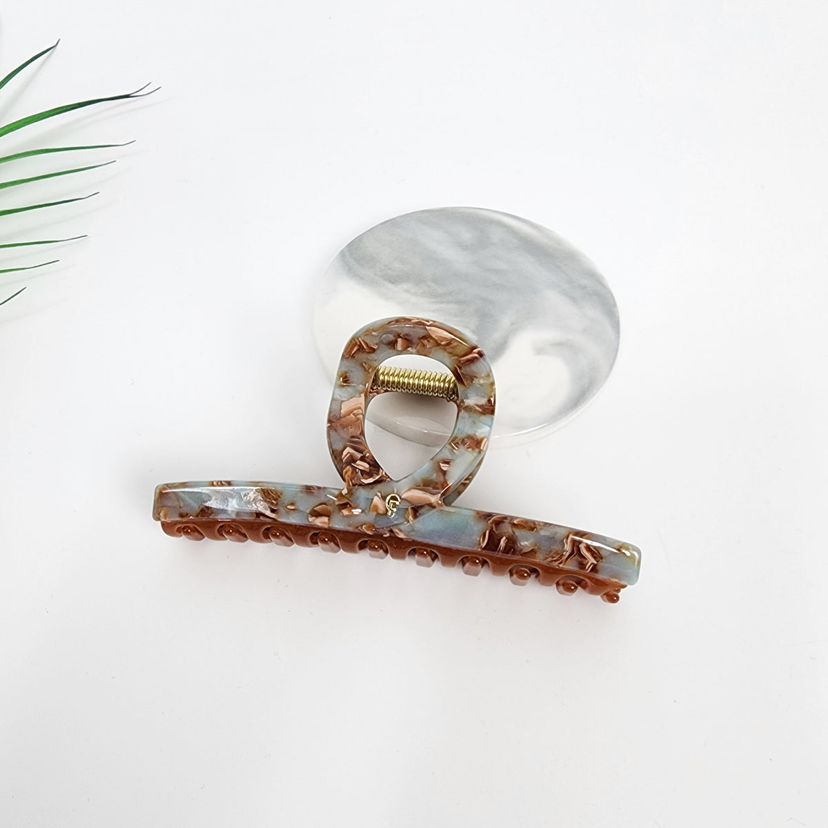 Twist Bar Large Hair Claw Clip 4.7 in – 3 Sugar Mint