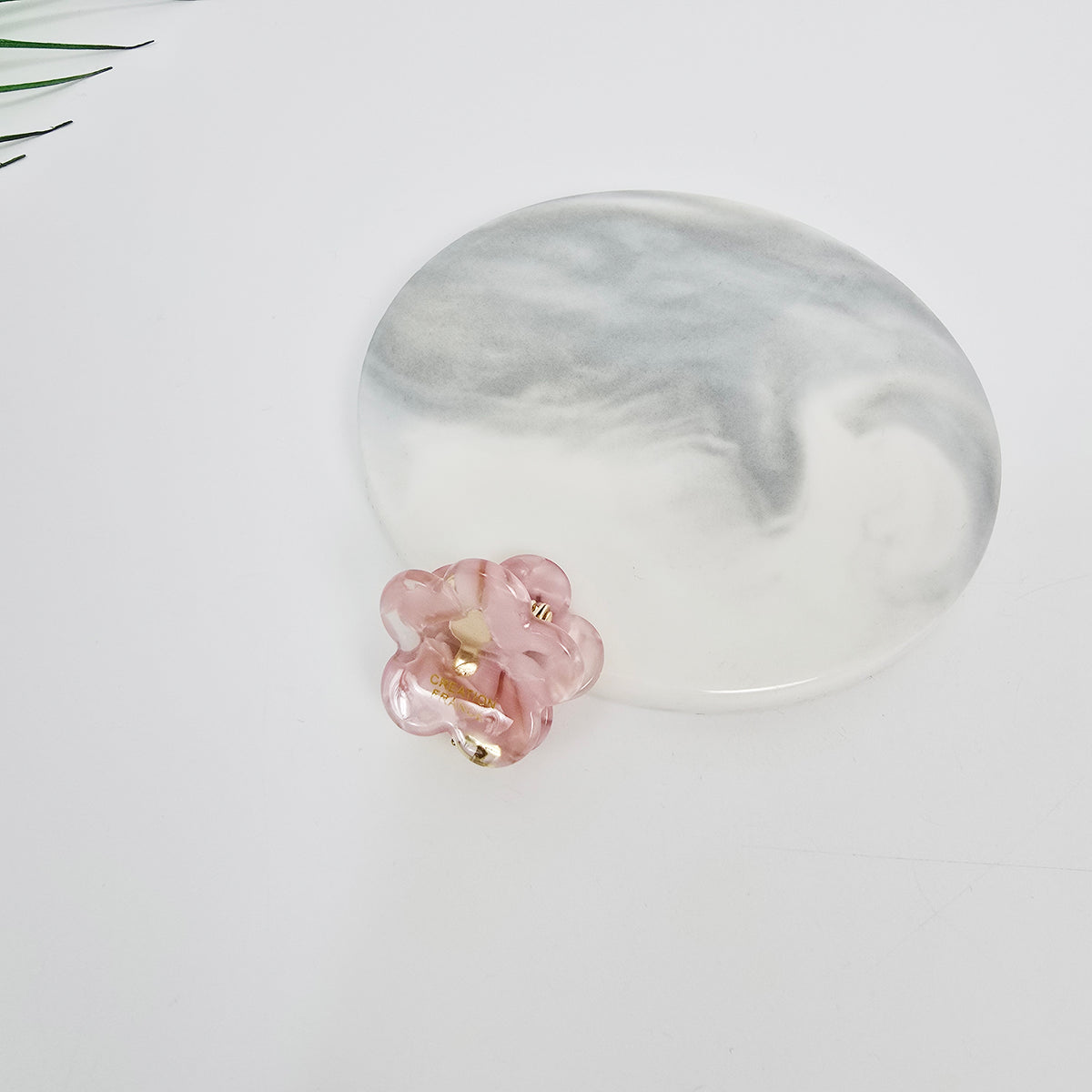 Flower Extra Mini Hair Claw Clip 1.0 in – 11 Marble Berry Pink