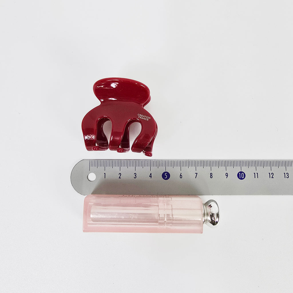 Pebble & Hook Mini Hair Claw Clip 1.8 in – Pastel Red, French-style