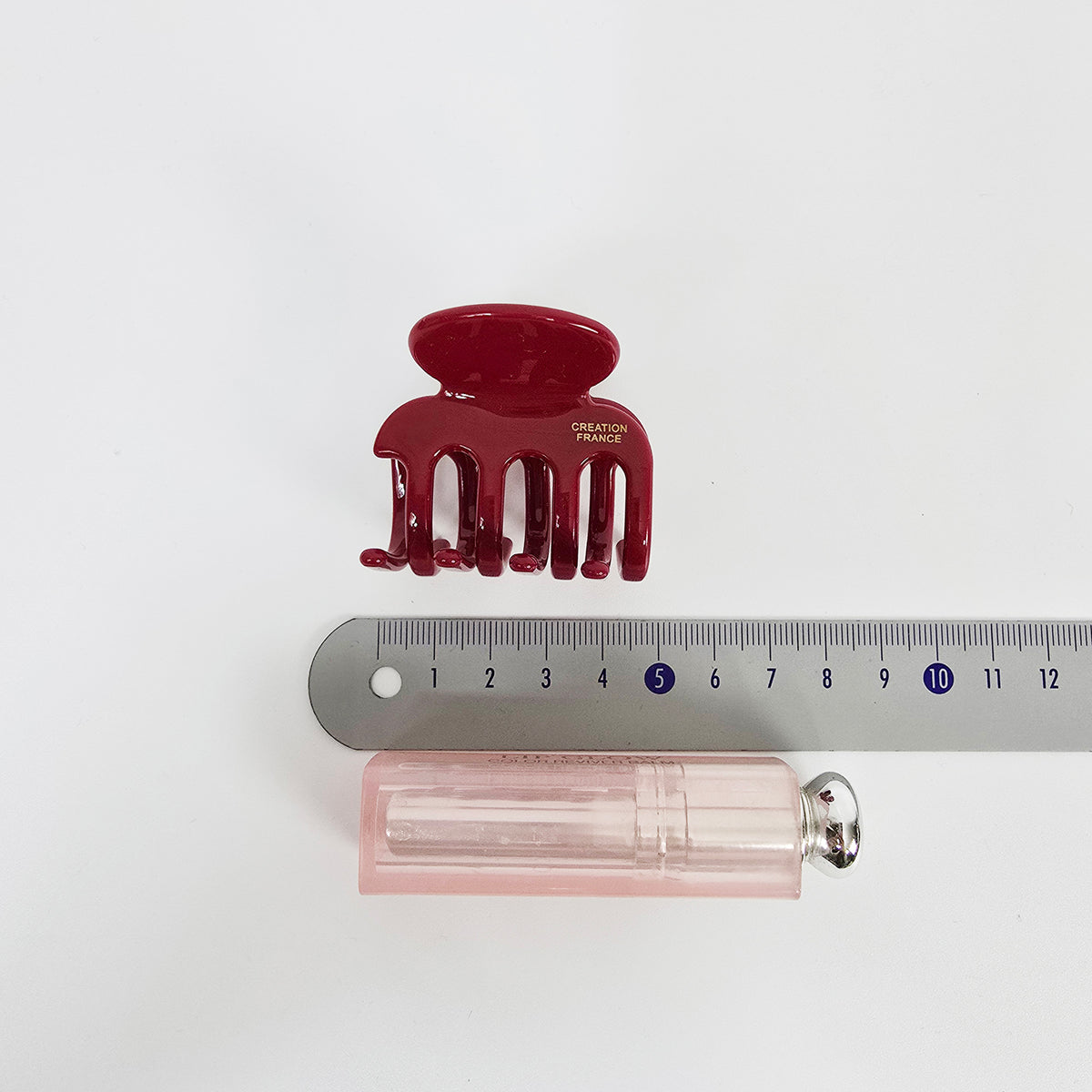 Pebble & Hook Mini Hair Claw Clip 1.8 in – Pastel Red, French-style