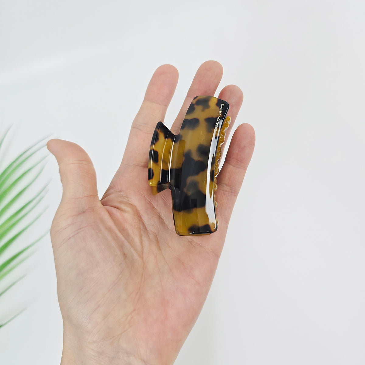 Curved Square Small Hair Claw Clip 3.1 in – Tortoise Shell, Double Clip