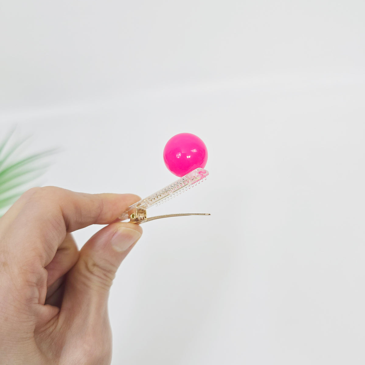 Jelly Ball Mini Alligator Hair Clip 2.0 in – Solid Bead, French-style
