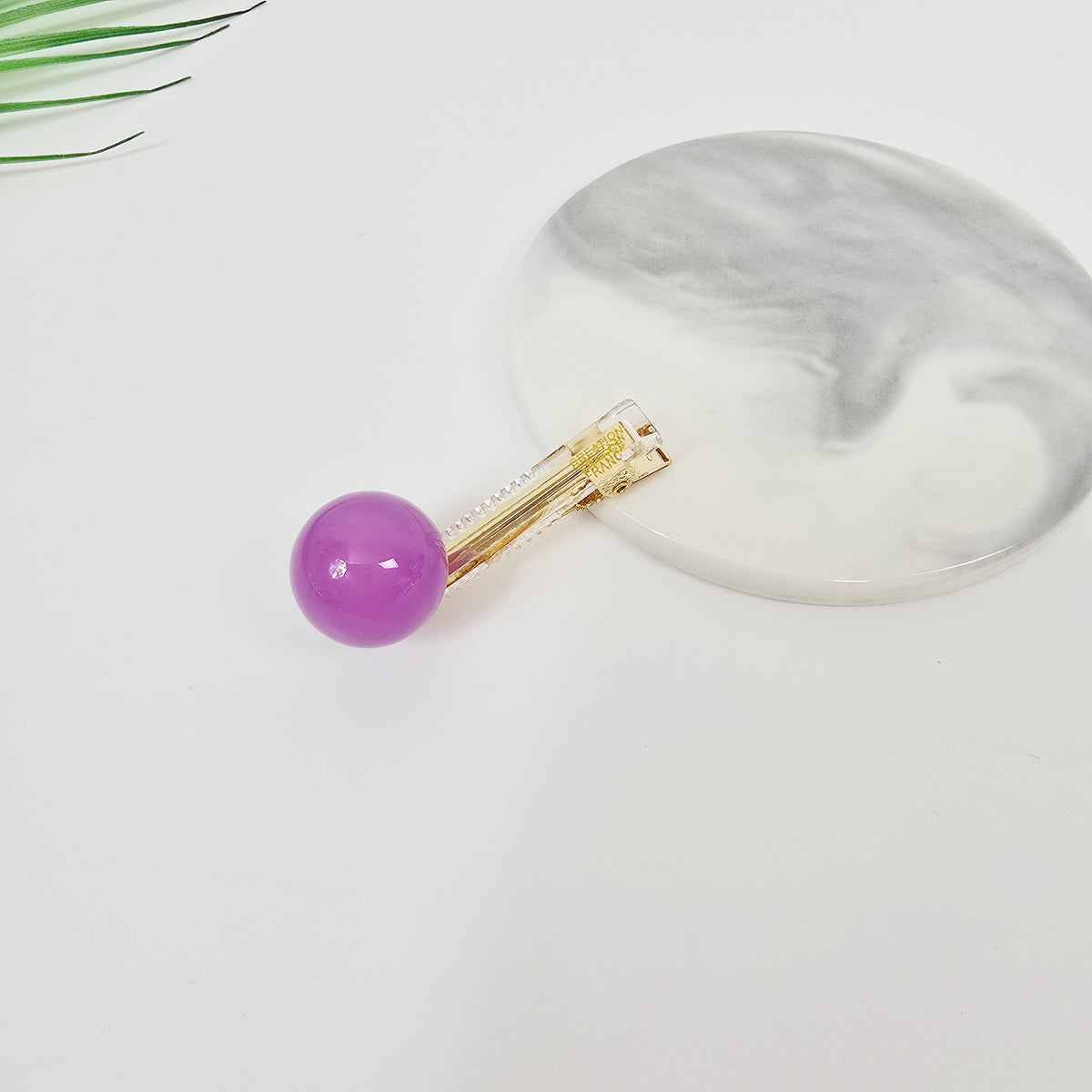 Jelly Ball Mini Alligator Hair Clip 2.0 in – Solid Bead, French-style