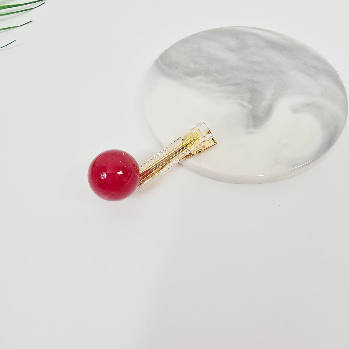 Jelly Ball Mini Alligator Hair Clip 2.0 in – Solid Bead, French-style