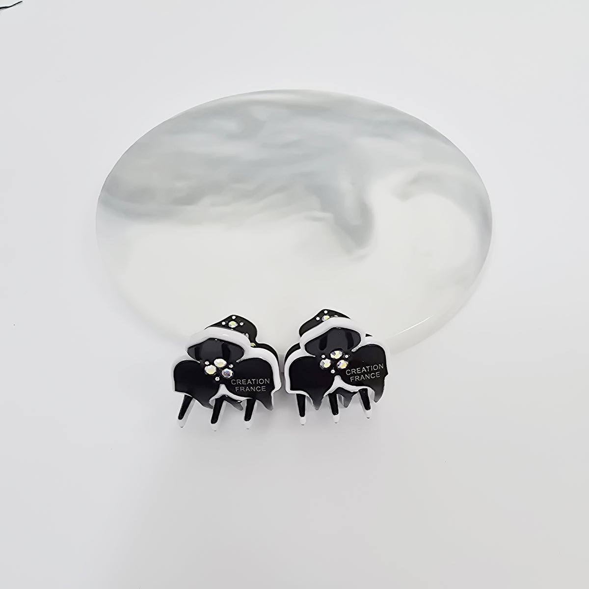 6 Black