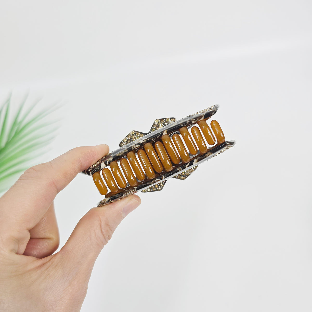 Shine Bow Medium Hair Claw Clip 3.5 in – Cubic, Tortoise Shell, Marble