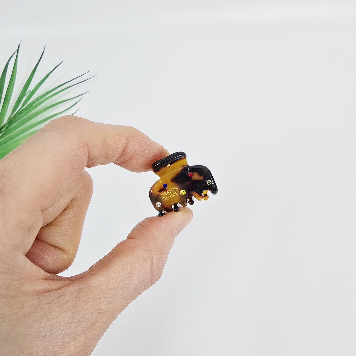 Cubic Dot Extra Mini Hair Claw Clip 1.0 in – Tortoise Shell, French-style