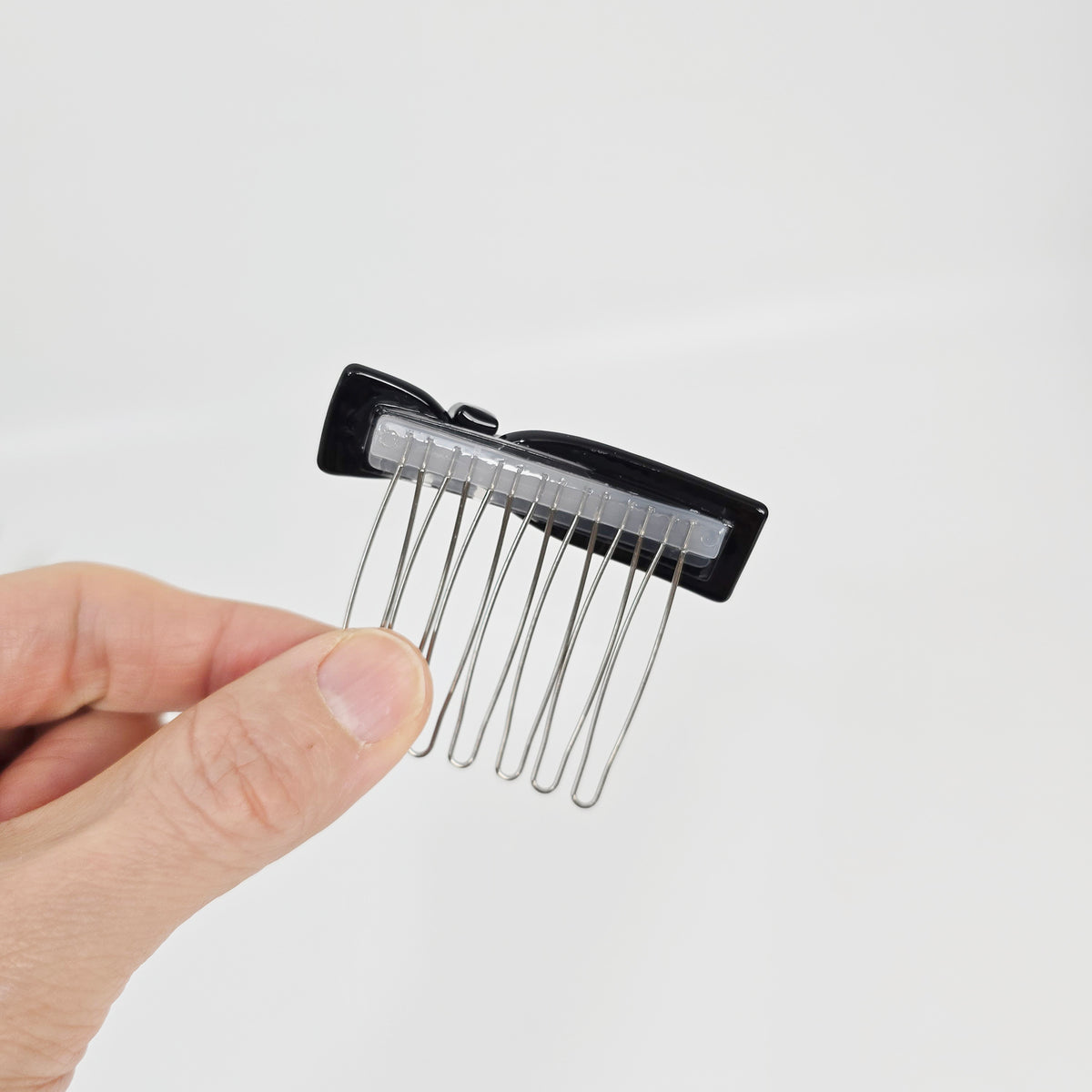 Bow Tie Cubic Slim Hair Comb Pin 2.4 in – Tortoise Shell, Art, French Pin