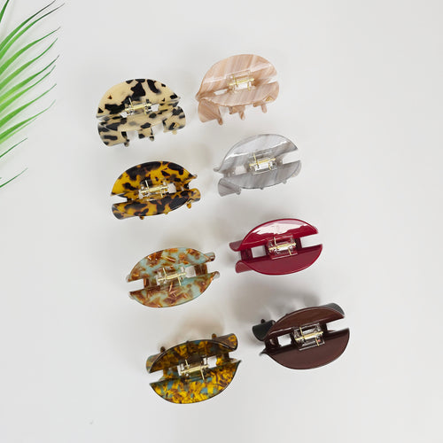 Arch Small Hair Claw Clip 3.0 in – Tortoise Shell, French-style, Half-Up