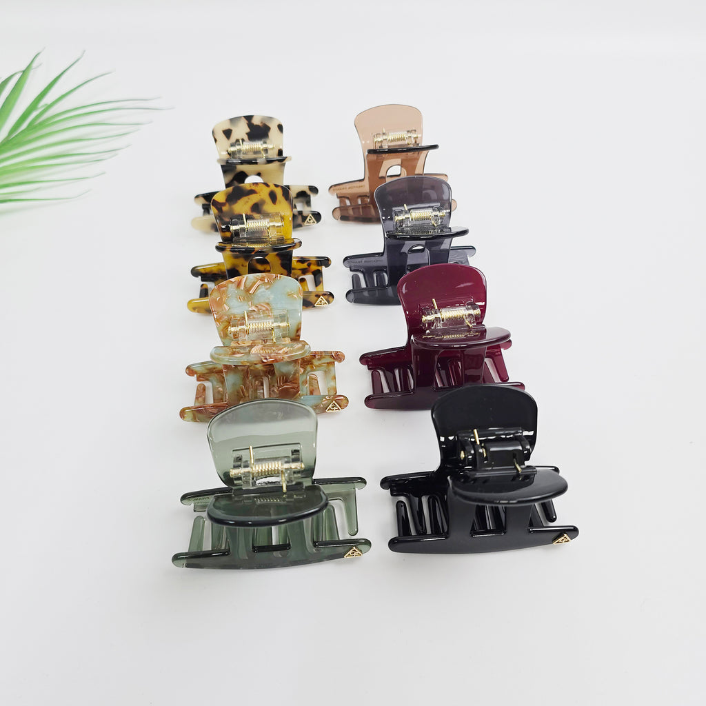 Top Hat Small Hair Claw Clip 2.8 in – Tortoise Shell & Clear, French-style