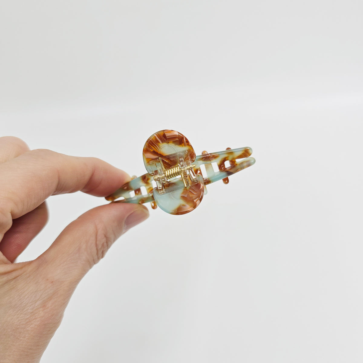 Twist Small Hair Claw Clip 2.8 in – Solid & Clear, French-style, New Colors
