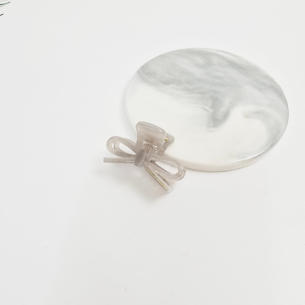Ribbon Mini Hair Claw Clip 1.6 in – 9 Art Grey