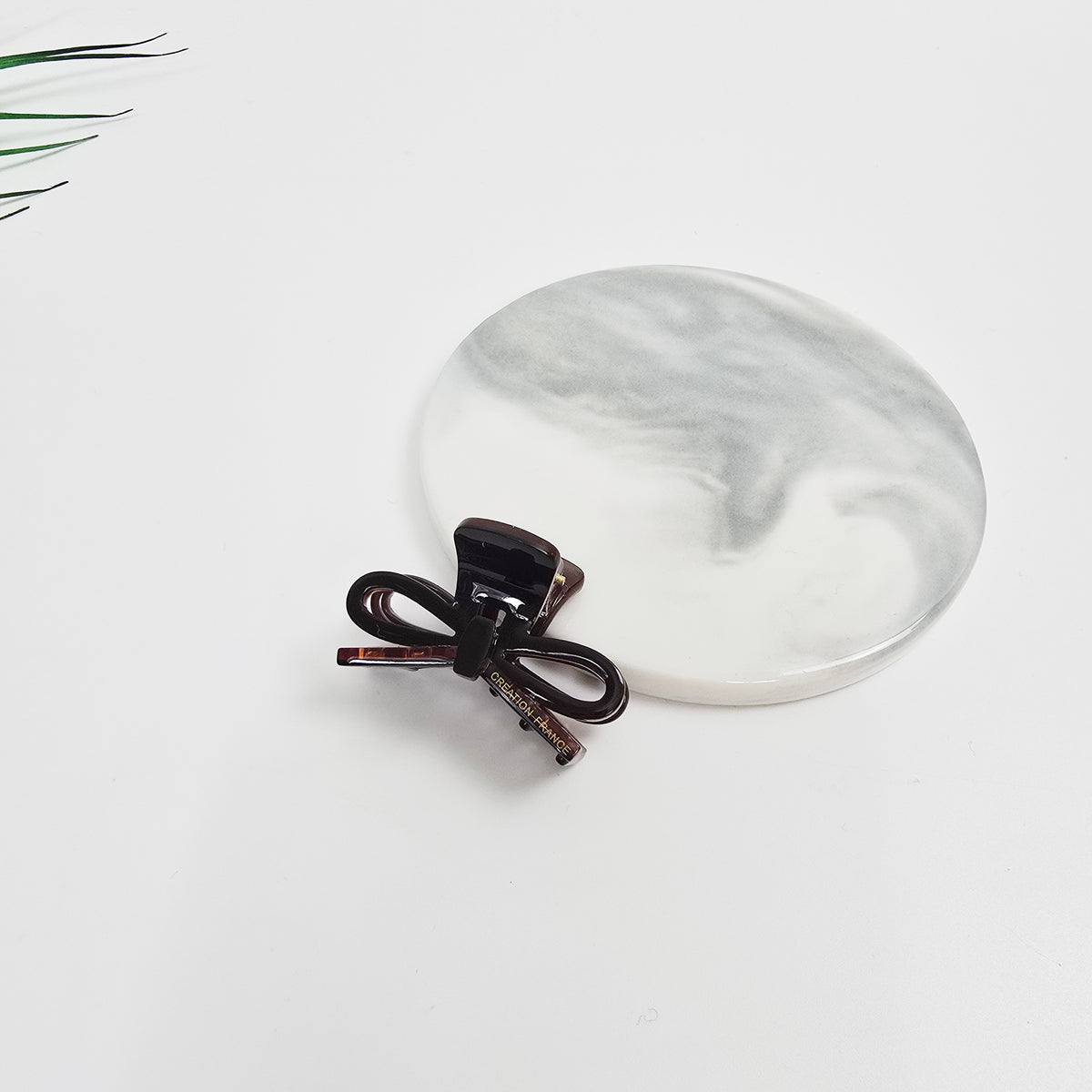 Ribbon Mini Hair Claw Clip 1.6 in – 18 Pure Chic Brown