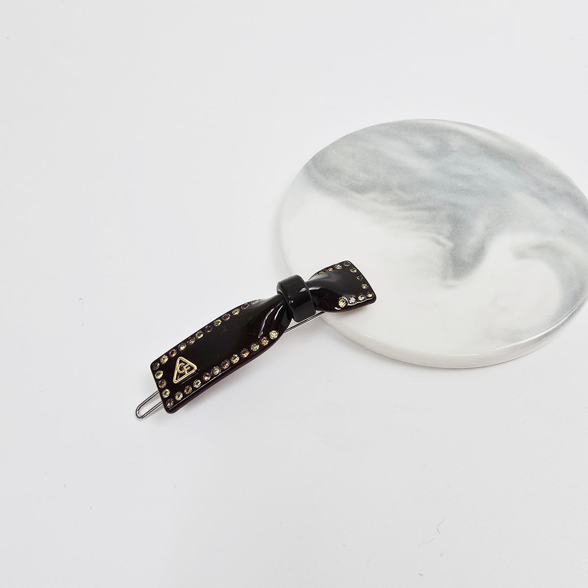 Bow Tie Cubic Slim Bobby Pin 2.3 in – Tortoise Shell, Art, French Pin