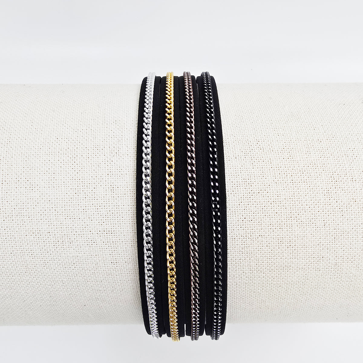 Slim Chain Thin Headband 0.3 in wide – Metal Chain on Black, French-style