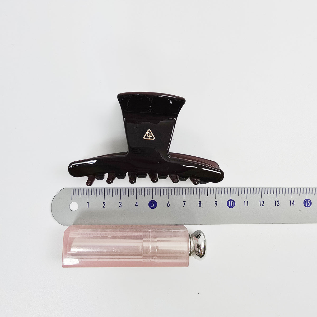 Trapezoid Medium Hair Claw Clip 3.5 in – Solid, Clear, French-style
