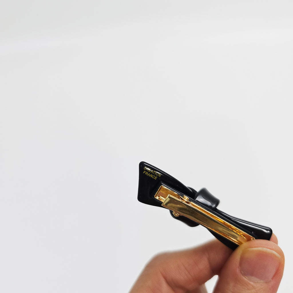 Triangle Knot Mini Alligator Hair Clip 2.4 in – Tortoise Shell, Aurora
