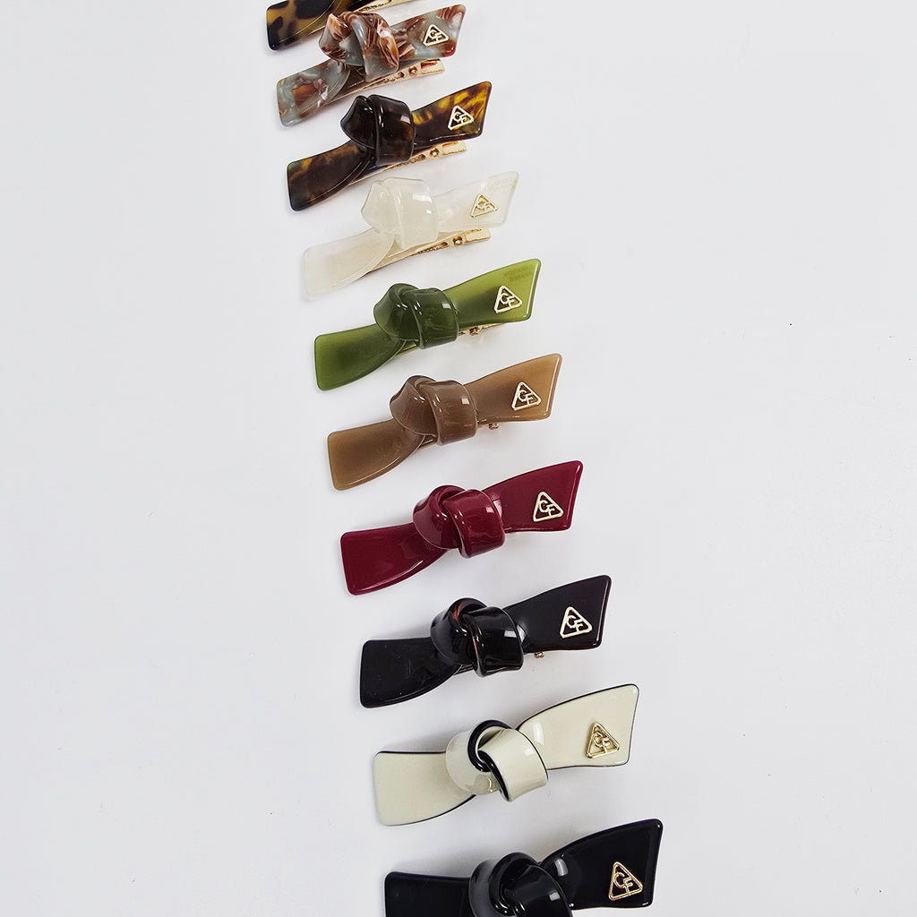 Triangle Knot Mini Alligator Hair Clip 2.4 in – Tortoise Shell, Aurora