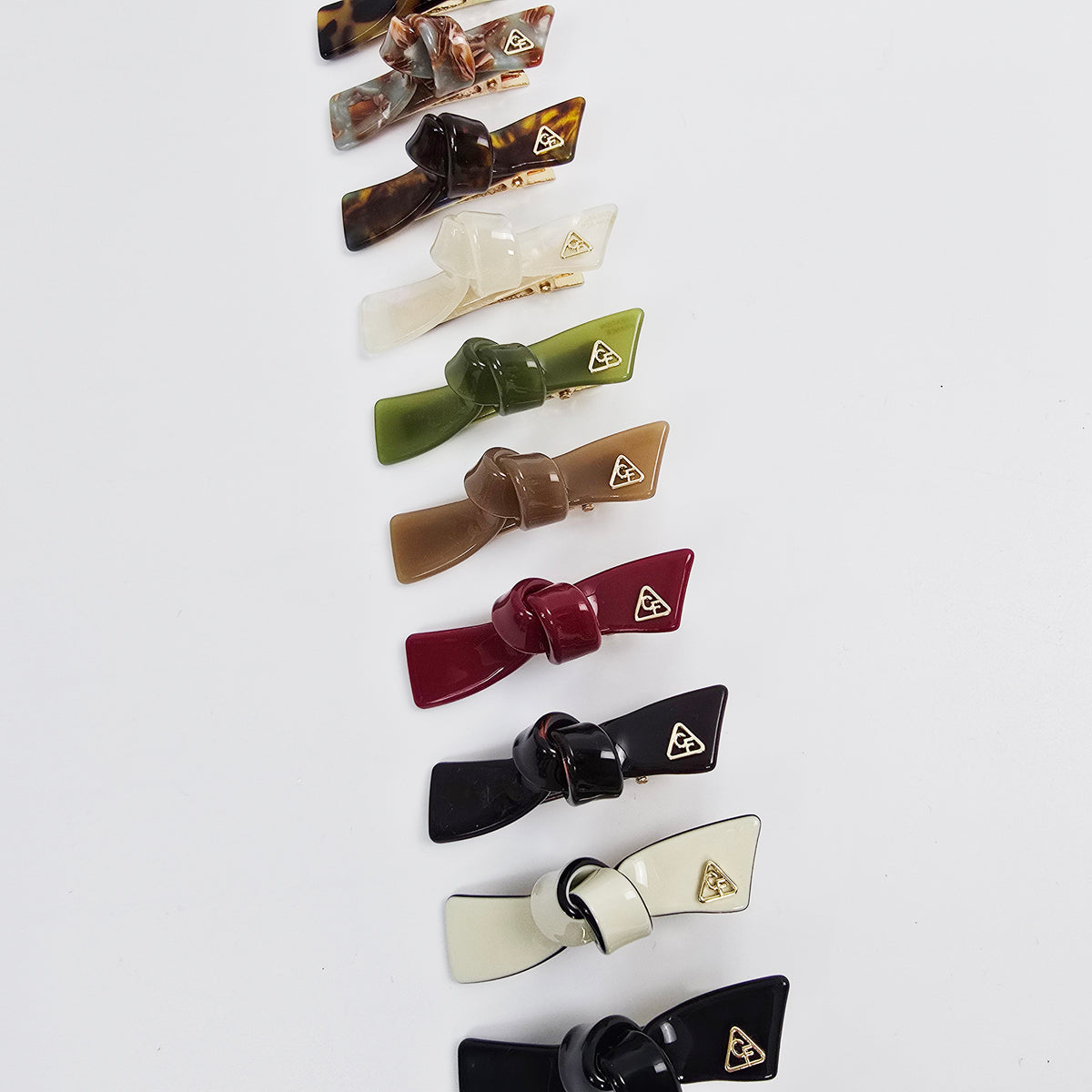 Triangle Knot Mini Alligator Hair Clip 2.4 in – Tortoise Shell, Aurora