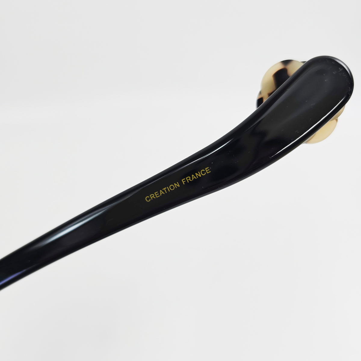 Pansy Pearl Hair Stick 7.1 in – Tortoise Shell, Pastel, French Pin
