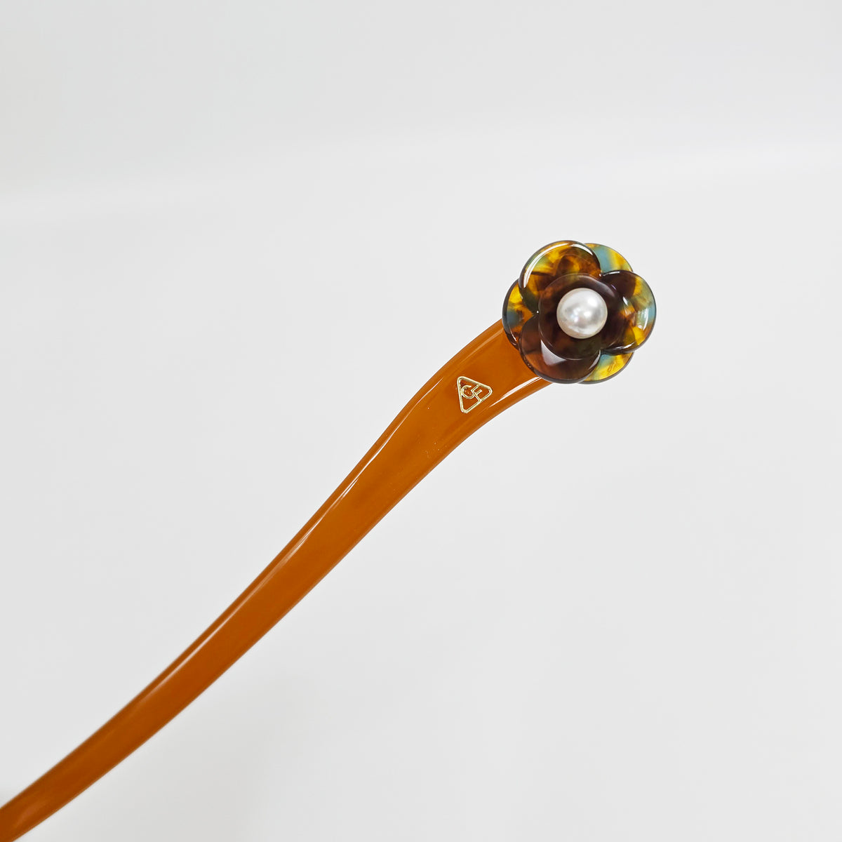 Pansy Pearl Hair Stick 7.1 in – Tortoise Shell, Pastel, French Pin