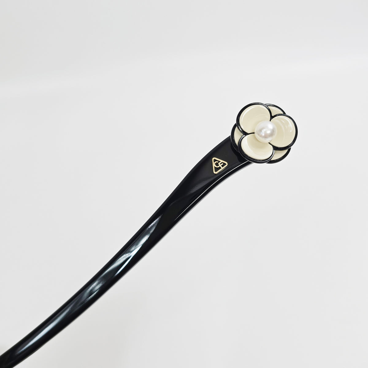 Pansy Pearl Hair Stick 7.1 in – Tortoise Shell, Pastel, French Pin