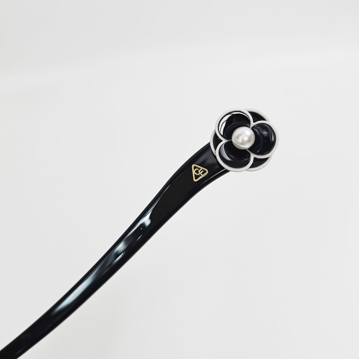 Pansy Pearl Hair Stick 7.1 in – Tortoise Shell, Pastel, French Pin