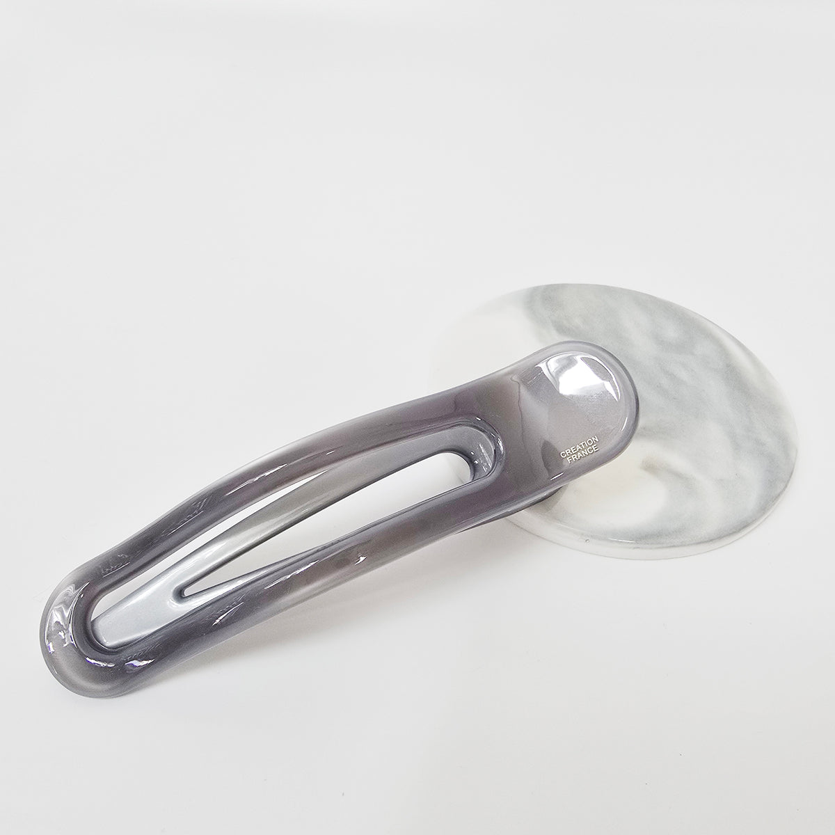 Open Frame Alligator Hair Clip – 7 Pure Grey