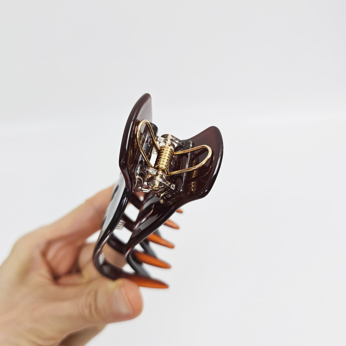 Curved Claw Medium Alligator Hair Clip 3.5 in – Tortoise Shell, for Updos