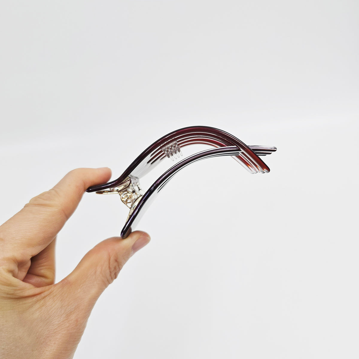 Curved Claw Medium Alligator Hair Clip 3.5 in – Tortoise Shell, for Updos