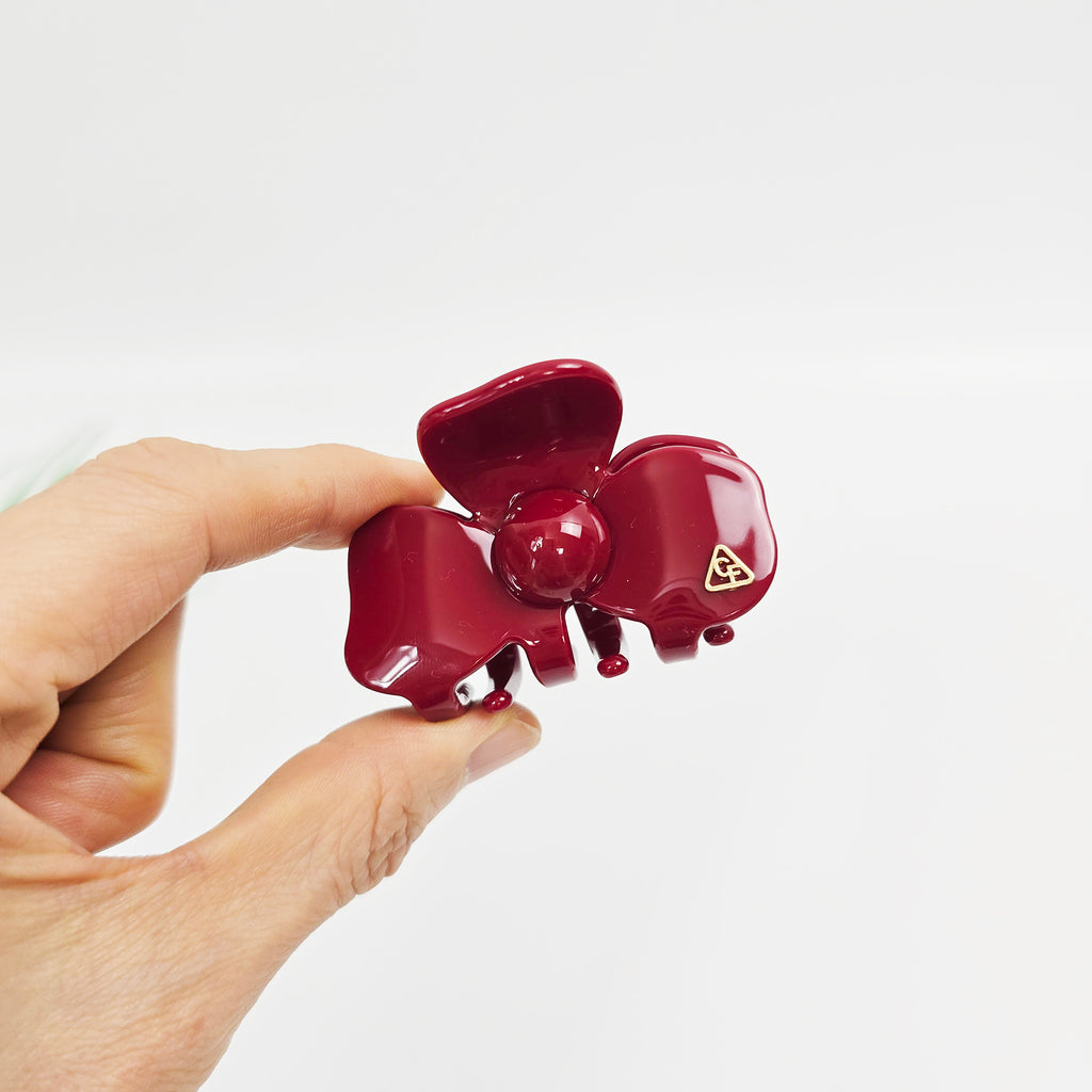 Bloom Mini Hair Claw Clip 2.4 in – Tortoise Shell, Half-Up, French-style