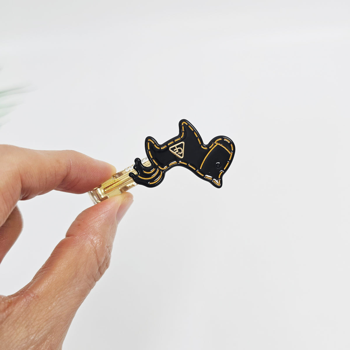 Pony Mini Alligator Hair Clip 2.4 in – Gold Stitch, French-style