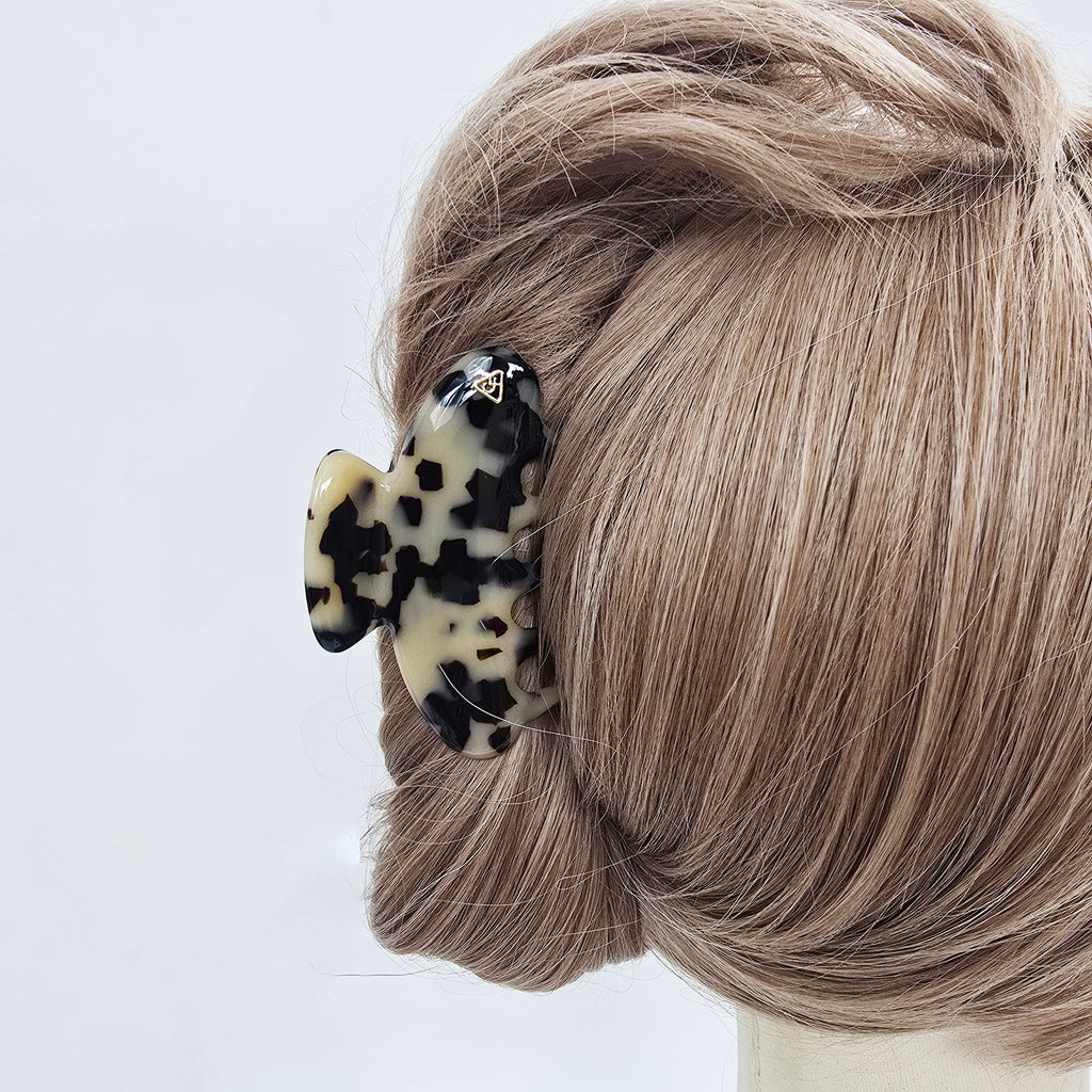 Half Moon Medium Hair Claw Clip 3.5 in – Tortoise Shell, French-style