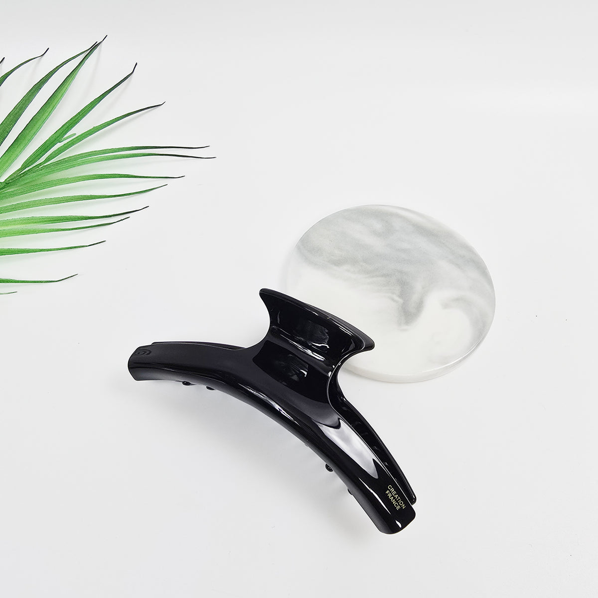 Curve Large Hair Claw Clip 4.5 in – Solid Glossy, French-style, for Updos