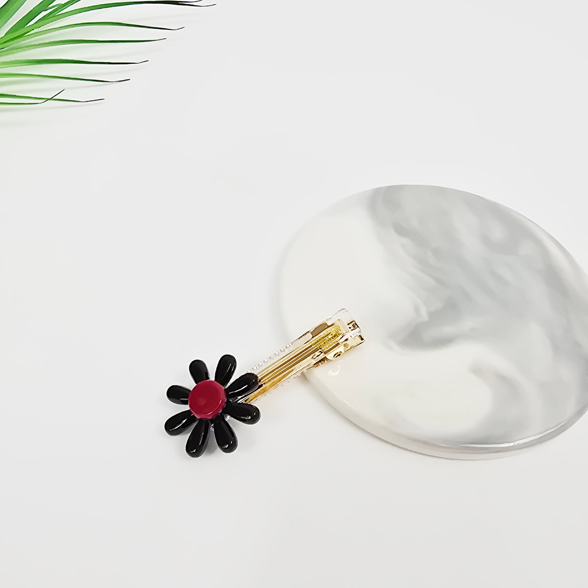 Sunflower Mini Alligator Hair Clip 2.2 in – Pastel & Clear, French Pin