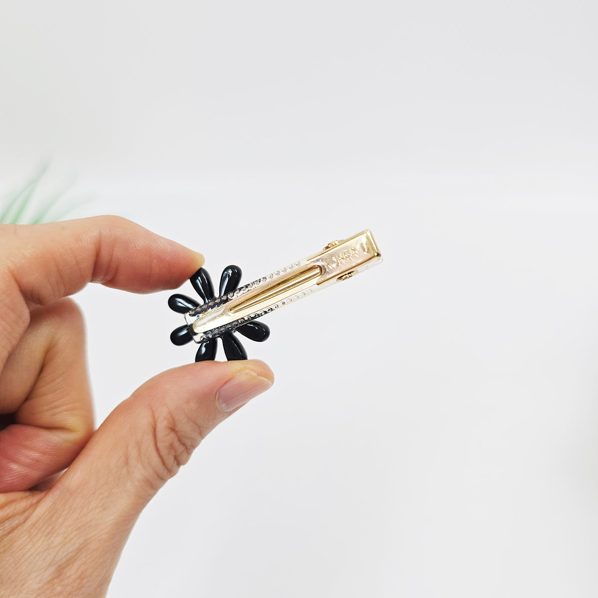 Sunflower Mini Alligator Hair Clip 2.2 in – Pastel & Clear, French Pin