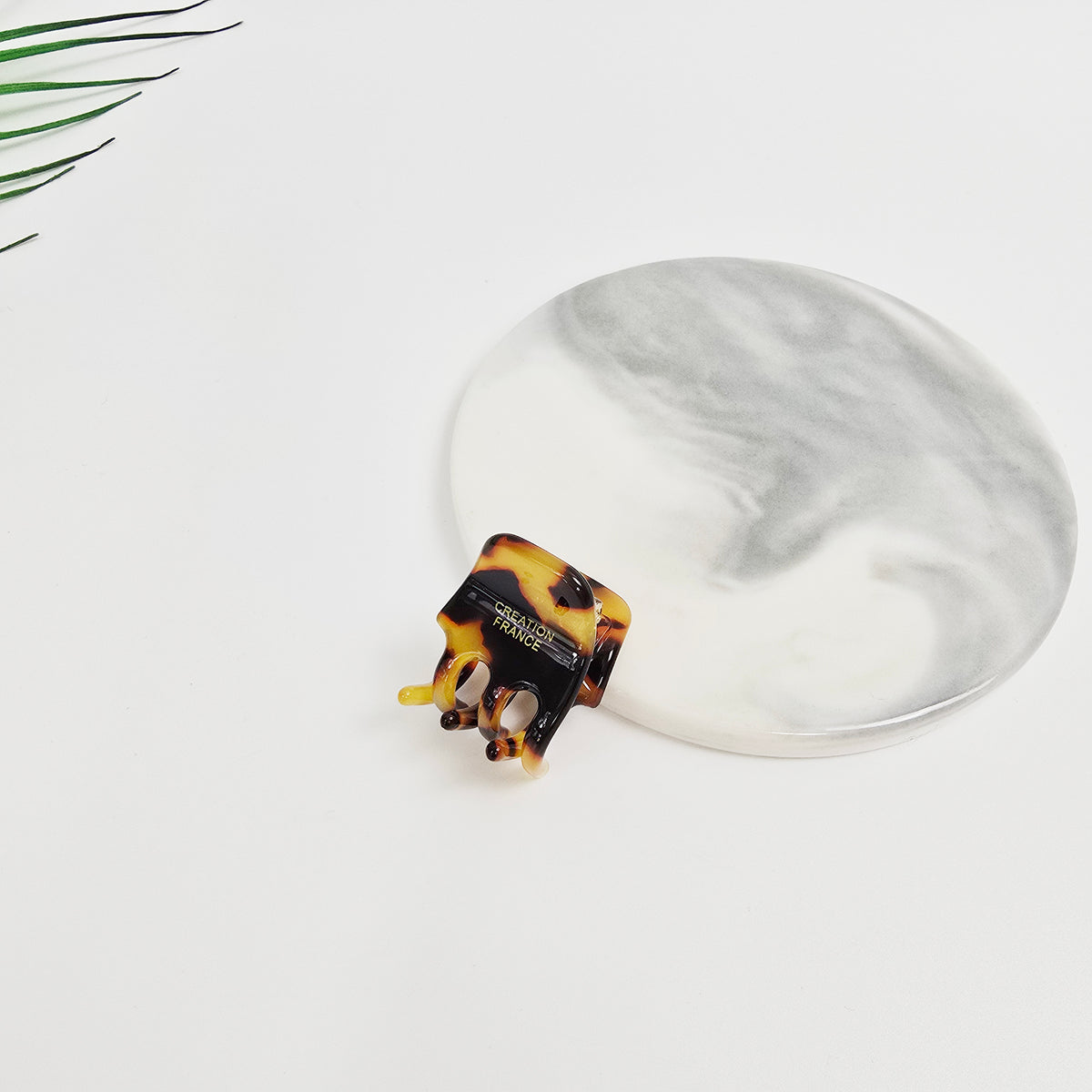 Square Extra Mini Hair Claw Clip 1.2 in – Tortoise & Solid, French-style