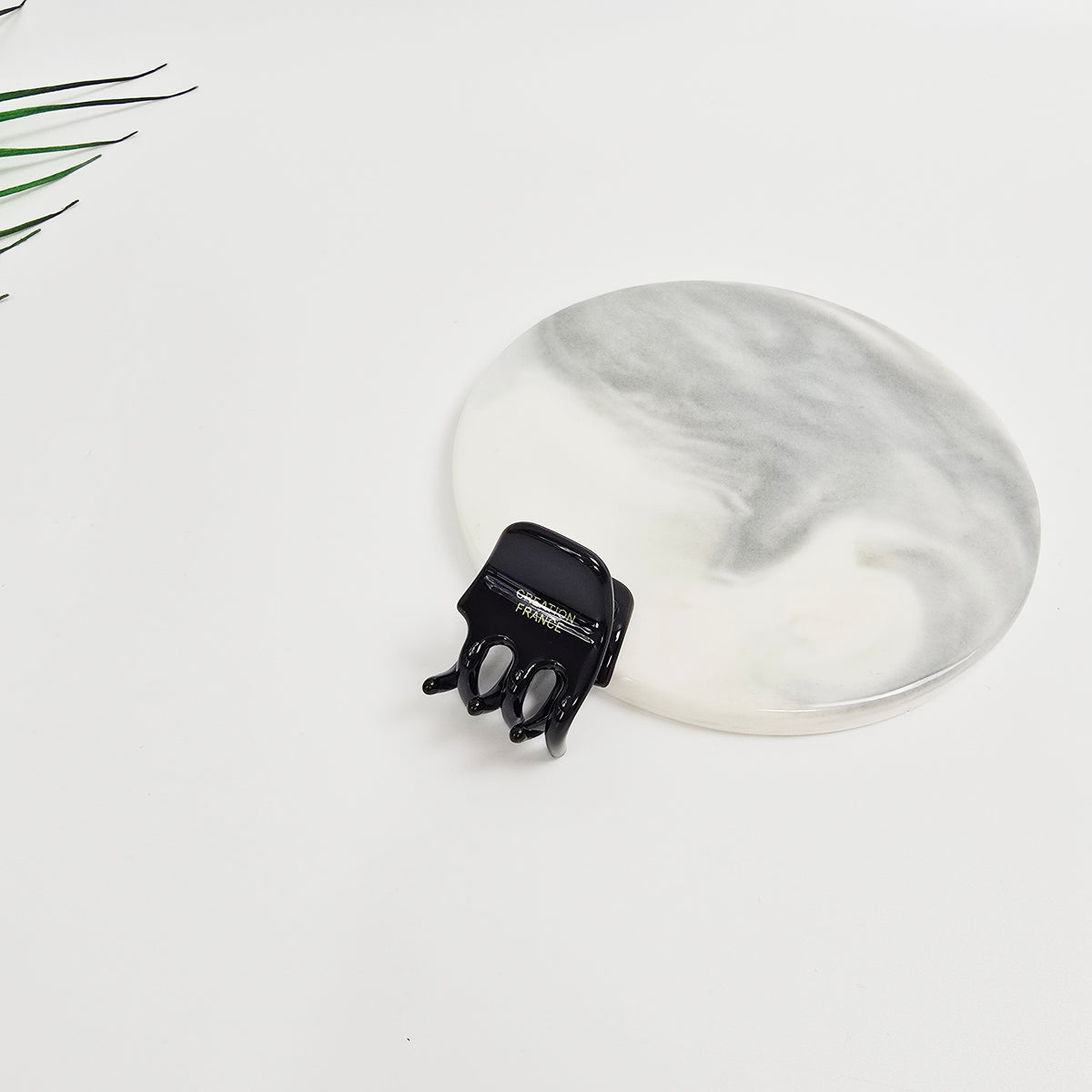 Square Extra Mini Hair Claw Clip 1.2 in – Tortoise & Solid, French-style