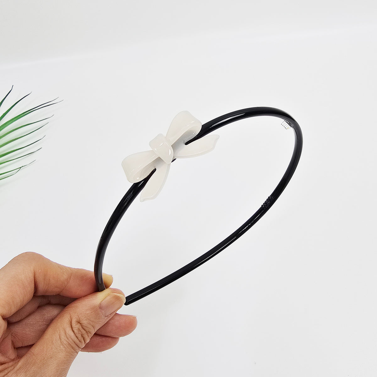 Petite Bow Thin Headband 0.2 in wide – 3D Mini Bow, 16 Colors, French-style