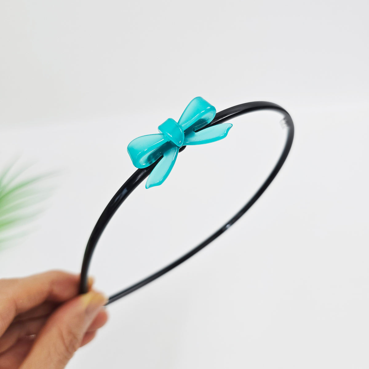 Petite Bow Thin Headband 0.2 in wide – 3D Mini Bow, 16 Colors, French-style