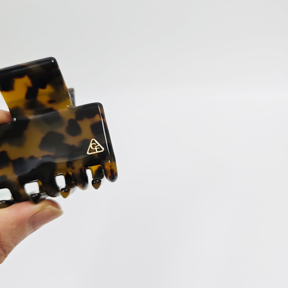 Urban Square Mini Hair Claw Clip 1.8 in – Tortoise & Solid, French-style