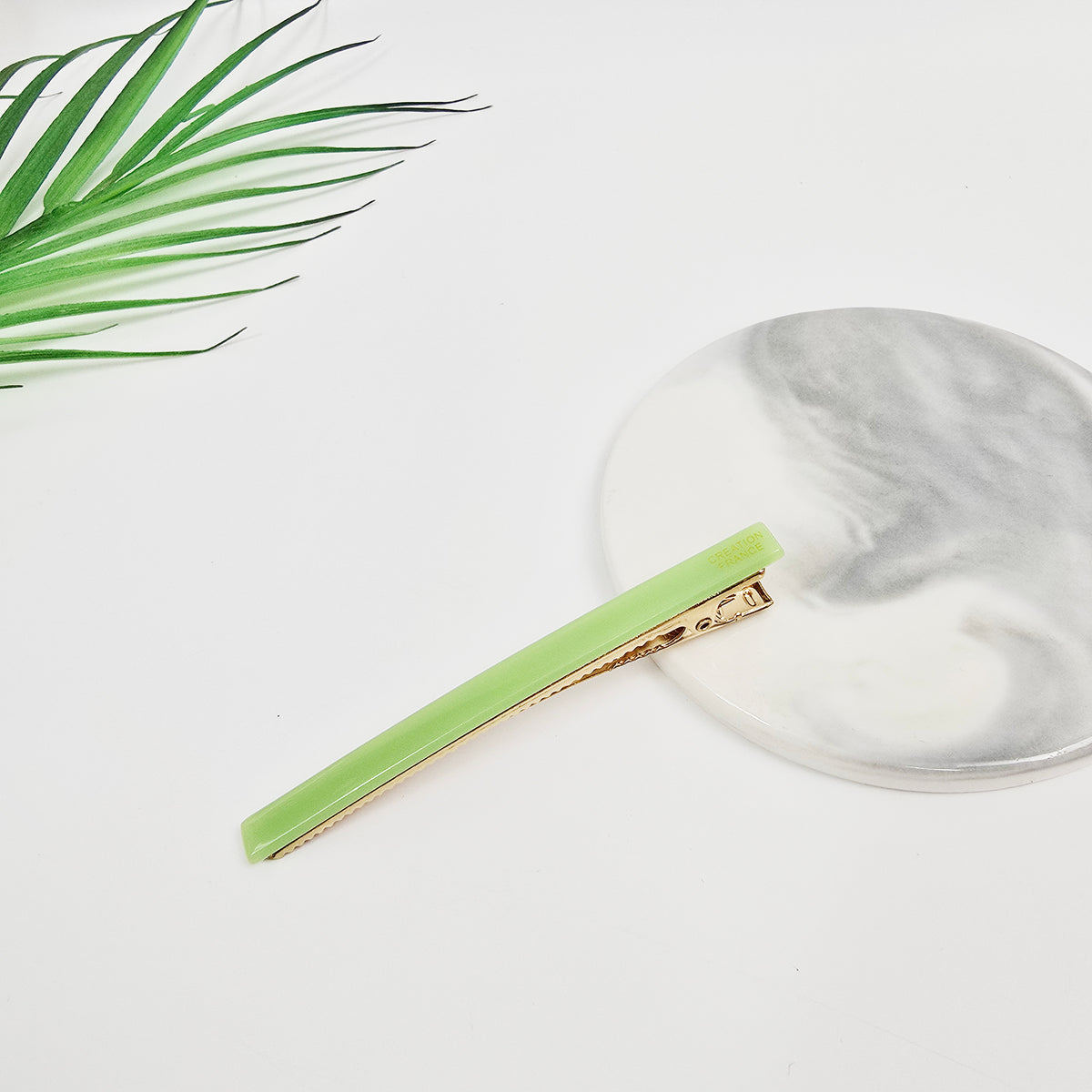 Slim Bar Long Alligator Hair Clip 3.3 in – Solid & Clear, French-style
